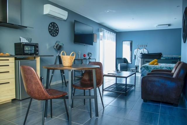 Love Room - La Parenthese Saint-Bauzille-de-la-Sylve Zewnętrze zdjęcie
